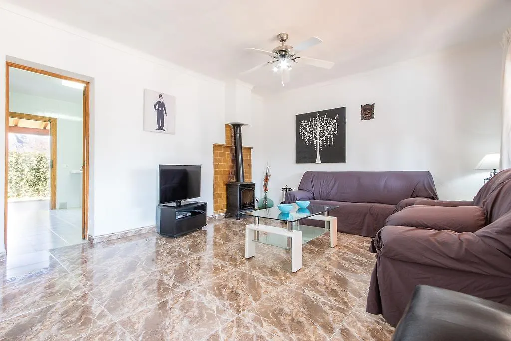 Chalet Falco With Private Pool And Garden Port de Alcudia