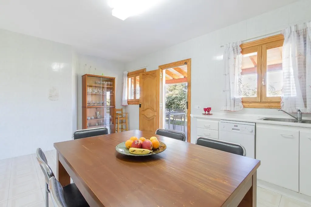 Dom wakacyjny Chalet Falco With Private Pool And Garden Port de Alcudia